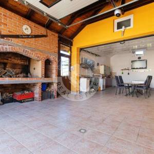 Rakitje, Sveta Nedelja, kuća 370 m2, bazen, garaža