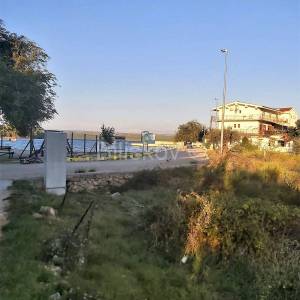 Raslina - Zaton, zemljište u prvom redu do mora, prodaja