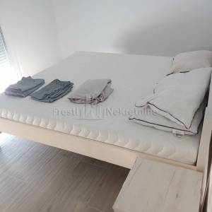 RAŽANAC- ATRAKTIVNA KUĆA 142m2, POGLED NA MORE VELEBIT