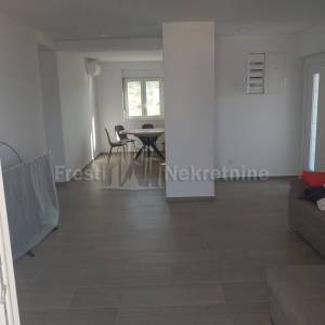 RAŽANAC- ATRAKTIVNA KUĆA 142m2, POGLED NA MORE VELEBIT