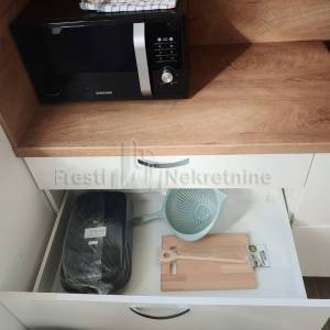 RAŽANAC- ATRAKTIVNA KUĆA 142m2, POGLED NA MORE VELEBIT