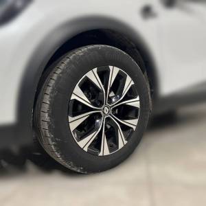 Renault Captur techno TCe 140 EDC