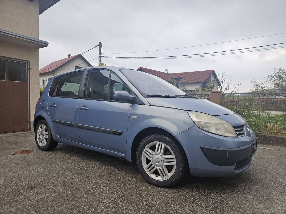 Renault Scenic 1.5 DCI