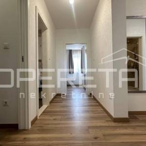 Rezidencija na top lokaciji u Splitu, okućnica, bazen, pogled na more