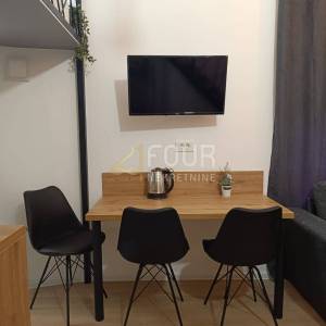 Rijeka, Belveder, stan s galerijom, balkon