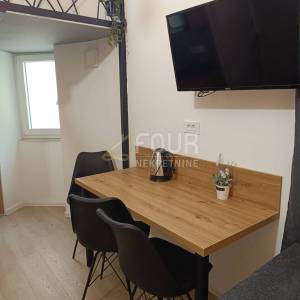 Rijeka, Belveder, stan s galerijom, balkon