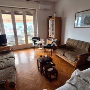 RIJEKA, BRAJDA – Elegantan gradski stan s iznimnim investicijskim potencijalom