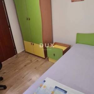 RIJEKA, ČAVLE - samostojeća kuća s garažom