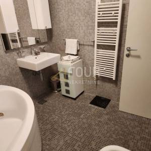 Rijeka, Centar, 2s+db, 56.60m2, garažno mjesto