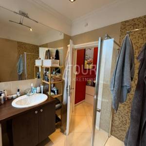 Rijeka - Centar, 77.64m2, 3skl