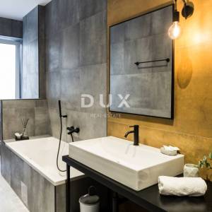 RIJEKA, CENTAR – Ekskluzivna investicija: tri uređena apartmana u jednoj cjelini, top lokacija