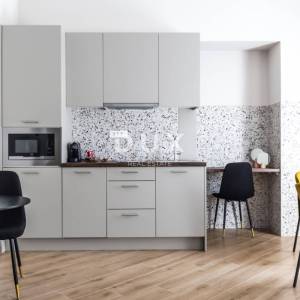 RIJEKA, CENTAR – Ekskluzivna investicija: tri uređena apartmana u jednoj cjelini, top lokacija