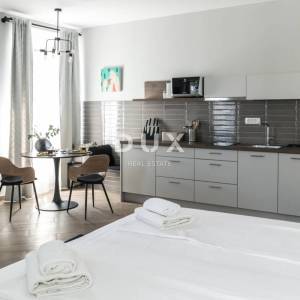 RIJEKA, CENTAR – Ekskluzivna investicija: tri uređena apartmana u jednoj cjelini, top lokacija