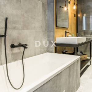 RIJEKA, CENTAR – Ekskluzivna investicija: tri uređena apartmana u jednoj cjelini, top lokacija