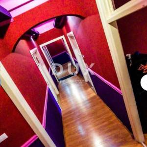 RIJEKA, CENTAR - Hostel sa razrađenim poslom, BIZNIS PRILIKA za investiciju!