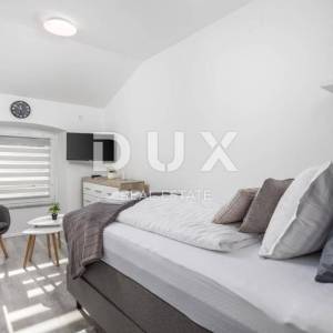 RIJEKA, CENTAR - moderan stan 3SKL/2S+DB s dvije kupaonice i dvije kuhinje