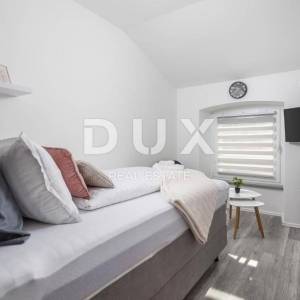 RIJEKA, CENTAR - moderan stan 3SKL/2S+DB s dvije kupaonice i dvije kuhinje