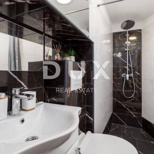 RIJEKA, CENTAR - moderan stan 3SKL/2S+DB s dvije kupaonice i dvije kuhinje