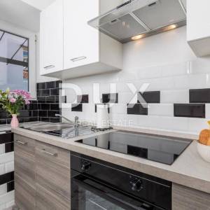 RIJEKA, CENTAR - moderan stan 3SKL/2S+DB s dvije kupaonice i dvije kuhinje