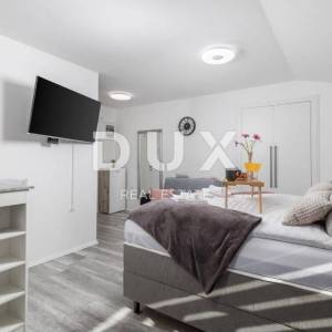 RIJEKA, CENTAR - moderan stan 3SKL/2S+DB s dvije kupaonice i dvije kuhinje