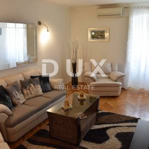 RIJEKA CENTAR - predivno uređen dvosoban stan s dnevnim boravkom u strogom centru 