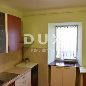 RIJEKA CENTAR - predivno uređen dvosoban stan s dnevnim boravkom u strogom centru 