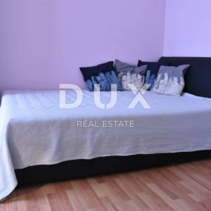 RIJEKA CENTAR - predivno uređen dvosoban stan s dnevnim boravkom u strogom centru 