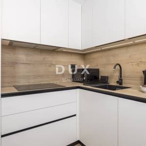 RIJEKA, CENTAR – Premium uređena nekretnina s tri zasebne jedinice i pogledom na cijeli Kvarner