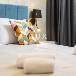 RIJEKA, CENTAR – Premium uređena nekretnina s tri zasebne jedinice i pogledom na cijeli Kvarner