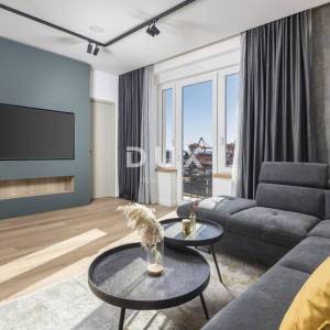 RIJEKA, CENTAR – Premium uređena nekretnina s tri zasebne jedinice i pogledom na cijeli Kvarner