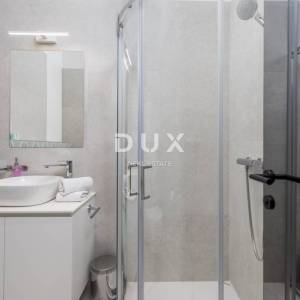 RIJEKA, CENTAR – Premium uređena nekretnina s tri zasebne jedinice i pogledom na cijeli Kvarner