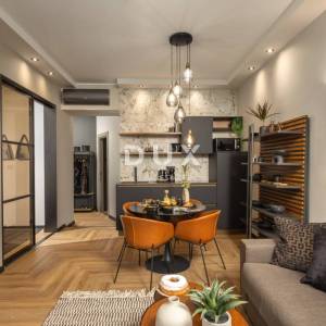 RIJEKA, CENTAR - Stan sa 4 zasebna apartmana – dizajn, udobnost i investicijski potencijal, 141m2