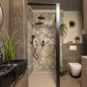 RIJEKA, CENTAR - Stan sa 4 zasebna apartmana – dizajn, udobnost i investicijski potencijal, 141m2