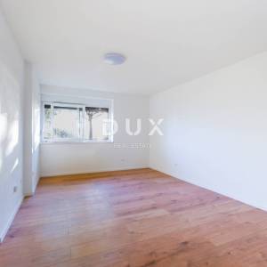 RIJEKA, D. DRENOVA - Kompletno novoadaptirani 2S+DB u prizemlju!