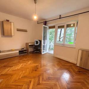 RIJEKA, DONJA VEŽICA – Dvosoban stan s balkonom na izvrsnoj lokaciji