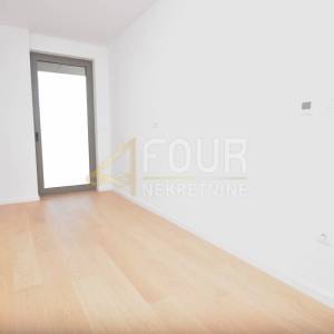 Rijeka, Donji Zamet, kvalitetna novogradnja, 3s+db, lođa