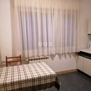 RIJEKA, GORNJA VEŽICA - stan 35 m2 s pogledom na more