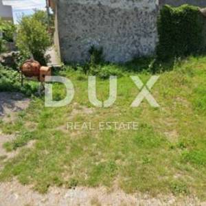 RIJEKA, HRELJIN - građevinsko zemljište 8x8 m u centru mjesta! Idealno za parking vozila, radnih strojeva, kamiona ili garažu!...