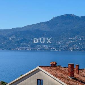 RIJEKA, KANTRIDA – stan od 140m2 u luksuznoj novogradnji samo 250 metara od mora s garažom i panoramskim pogledom na more...