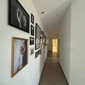 RIJEKA, KOSTRENA -  moderna kuća s panoramskim pogledom, garažom i poslovnim prostorom, 500 m od mora