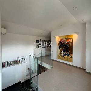 RIJEKA, KOSTRENA -  moderna kuća s panoramskim pogledom, garažom i poslovnim prostorom, 500 m od mora