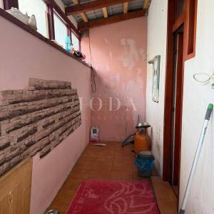 Rijeka, Kozala - stan u prizemlju s terasom i okućnicom