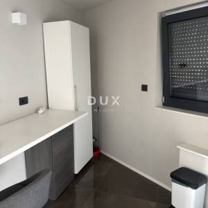 RIJEKA, KRIMEJA - Luksuzni stan za najam sa pogledom na Kvarner