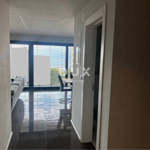 RIJEKA, KRIMEJA - Luksuzni stan za najam sa pogledom na Kvarner