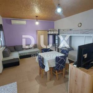 RIJEKA, KUKULJANOVO- samostojeći objekt (kućica)  30 m2, najam za 4 osobe