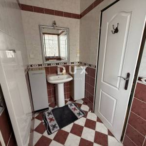 RIJEKA, MARTINKOVAC - tri stana s garažom na fantastičnoj lokaciji s pogledom na more