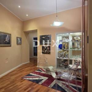 RIJEKA, POTOK - Prostrani obnovljeni stan u blizini centra – idealan za život ili posao, 146m2