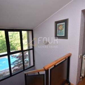 Rijeka, Škurinje, kuća s bazenom