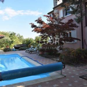 Rijeka, Škurinje, kuća s bazenom
