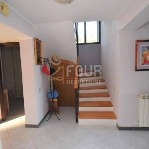 Rijeka, Škurinje, kuća s bazenom